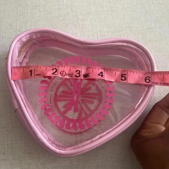 Lilly Pulitzer Teletie Pouch - Picture 6 of 6